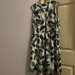 White L zip-up midi dress w/ green-teal tropical leaf design & waist drawstring